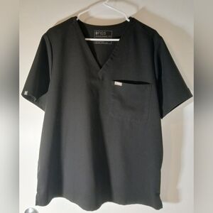 Figs Men's Black Short Sleeve V-Neck Tee